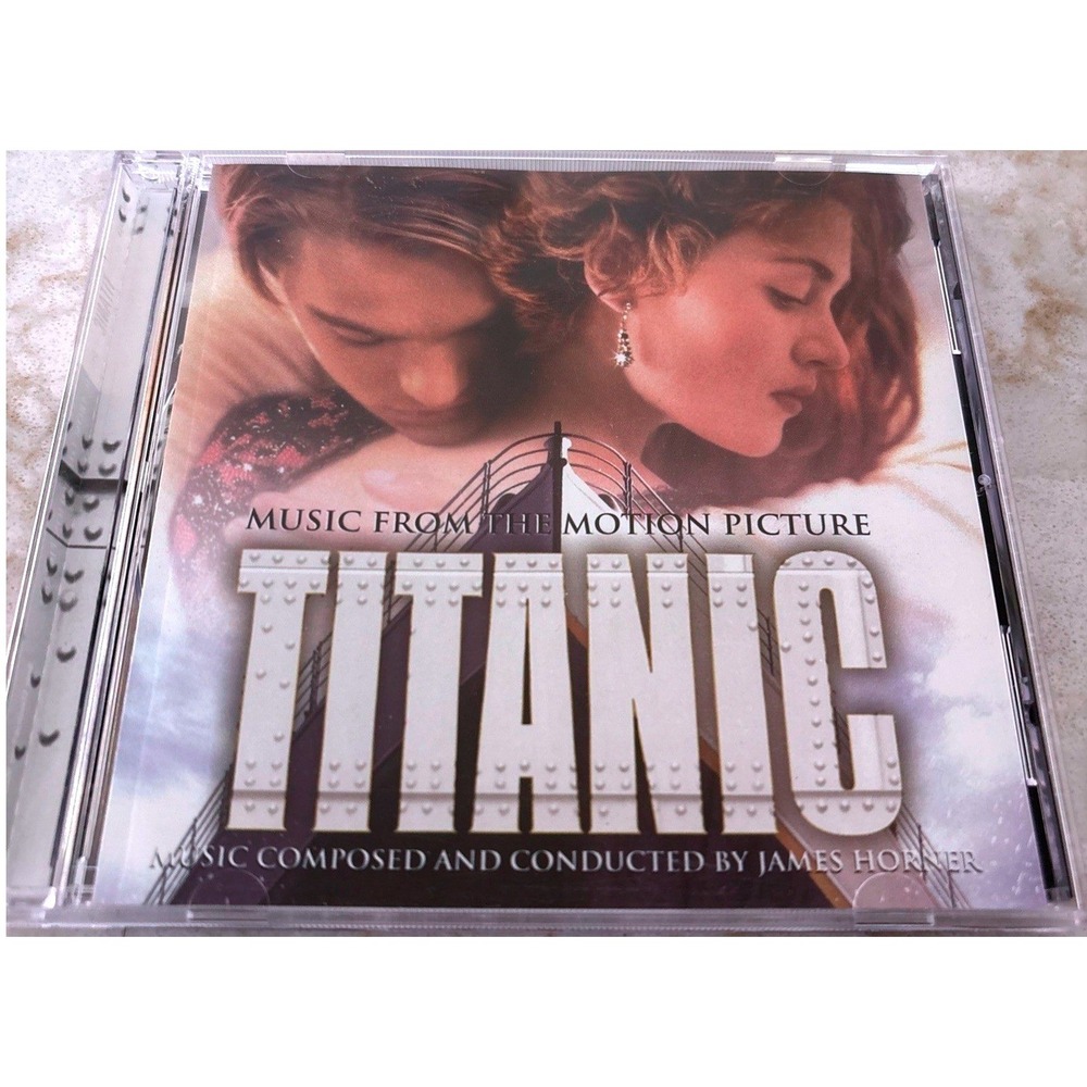 Titanic Movie Soundtrack CD James Horner Celine Dion 1997 Sony SK 63213